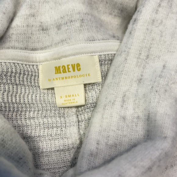 Maeve Anthropologie Hacci Tunic Sweater. Size XS - Picture 9 of 9